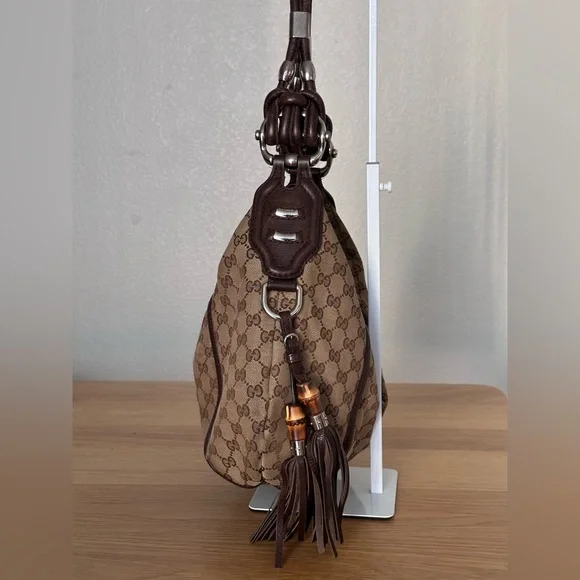 Gucci Hobo Shoulder Bag - Picture 4 of 17